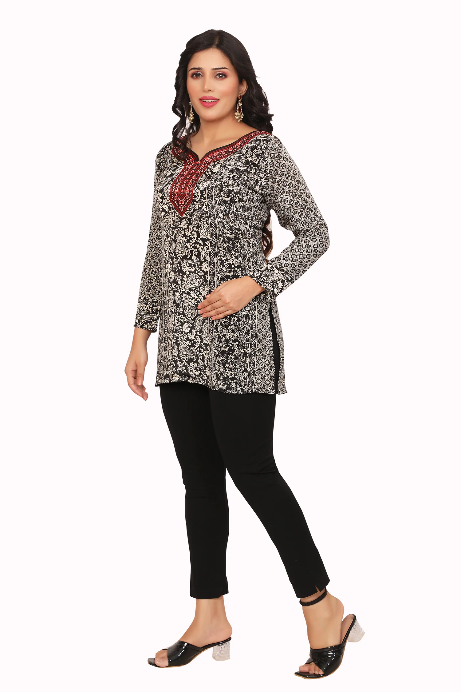 Elegant Black Indian Kurta - Modern Ethnic Wear for Women - Image 5