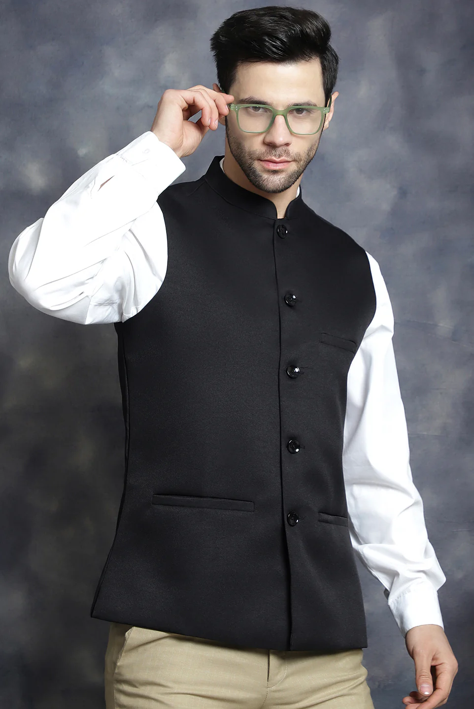 Elegant Solid Color Indian Waistcoat for Men (Black)