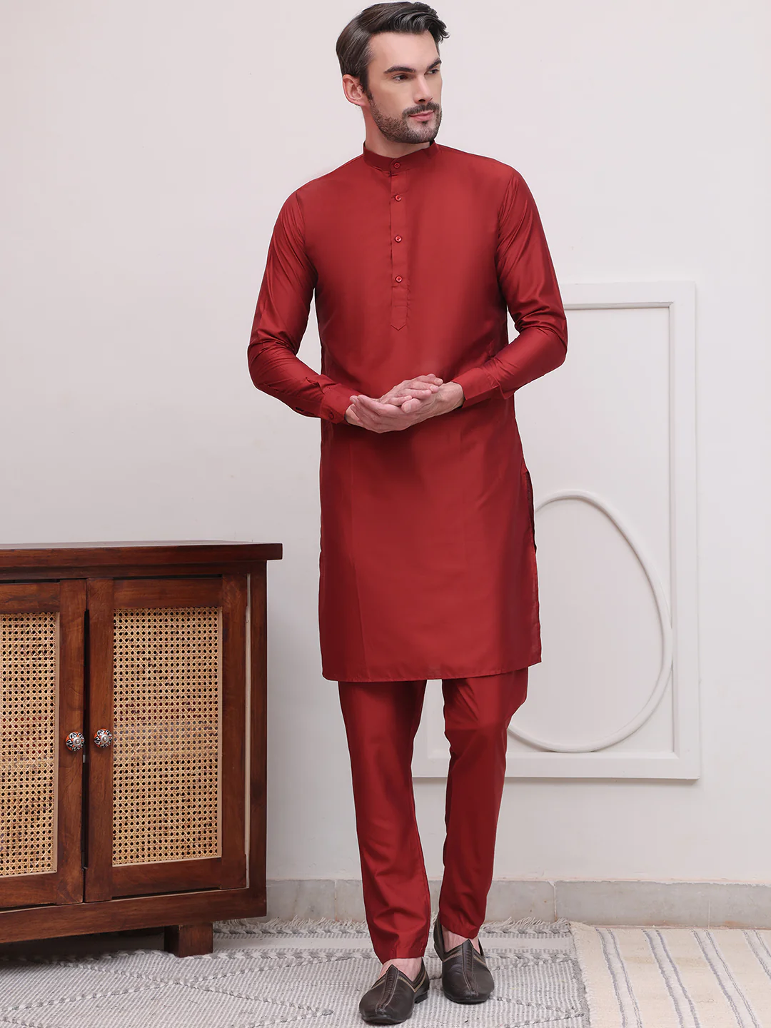 Kurta Pajama Set Solid Color Indian Clothing for Men (Maroon)