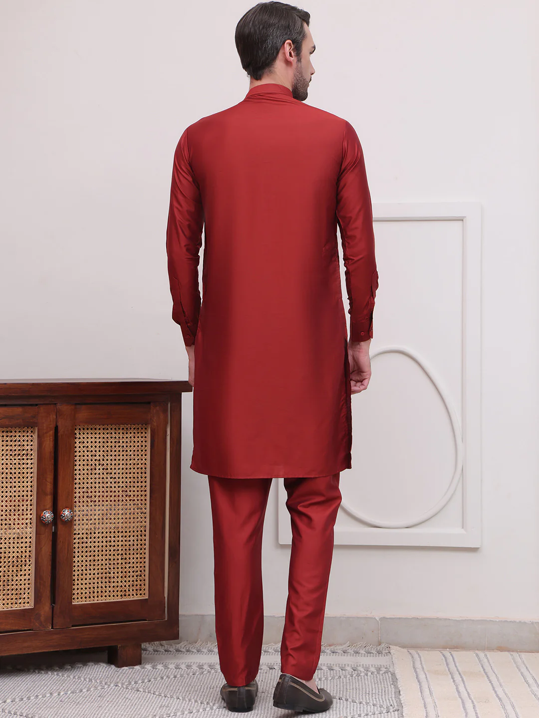 Kurta Pajama Set Solid Color Indian Clothing for Men (Maroon) - Image 2