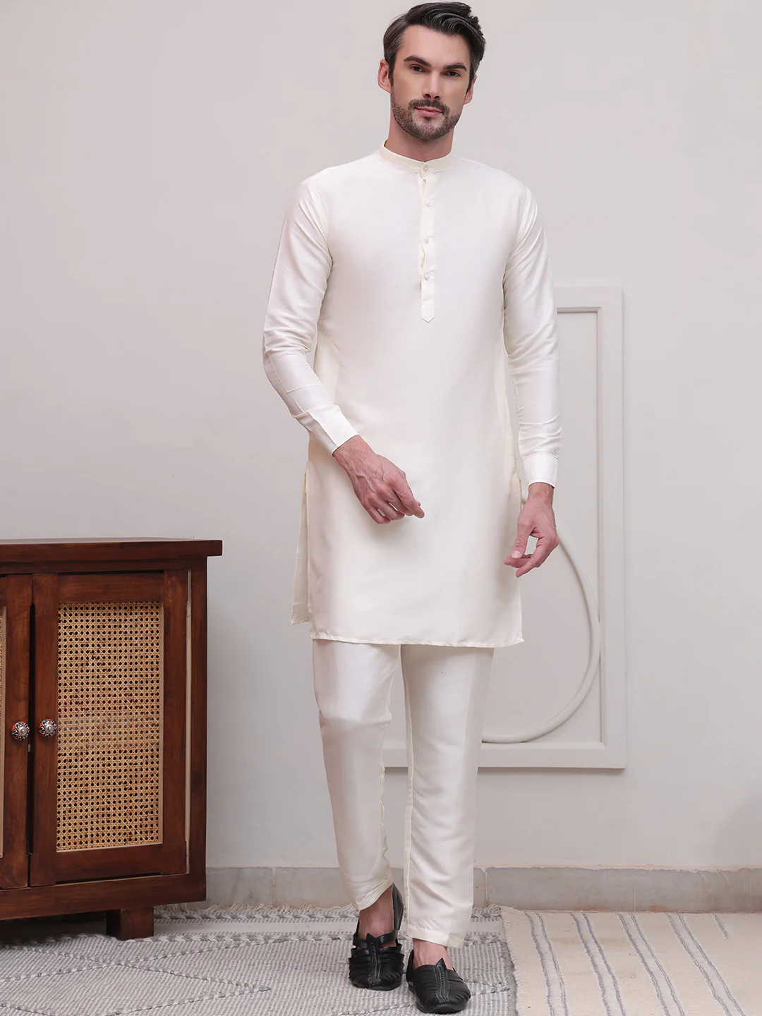 Kurta Pajama Set Solid Color Indian Clothing for Men (Off-White)